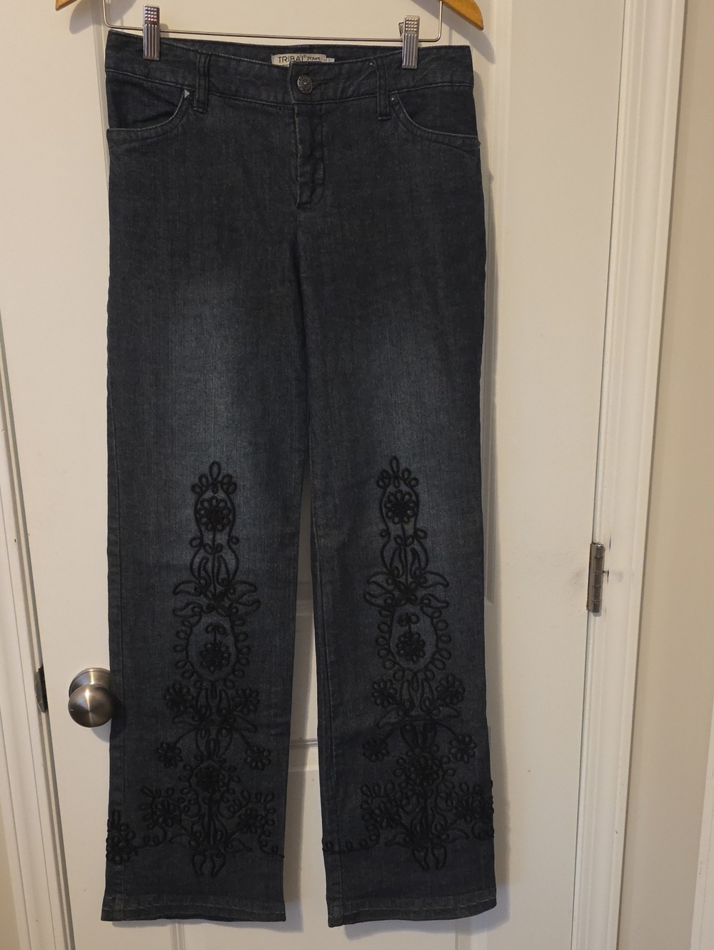 Tribal Stretch Extensible Embroidered Jeans Size 2